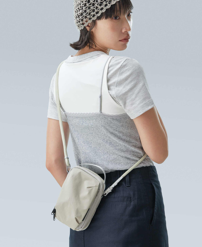bitplay 8mm Wanderストラップ バッグのショルダーストラップとしての使用例